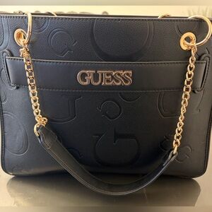 Guess Black Shoulder Bag with Gold Chain
